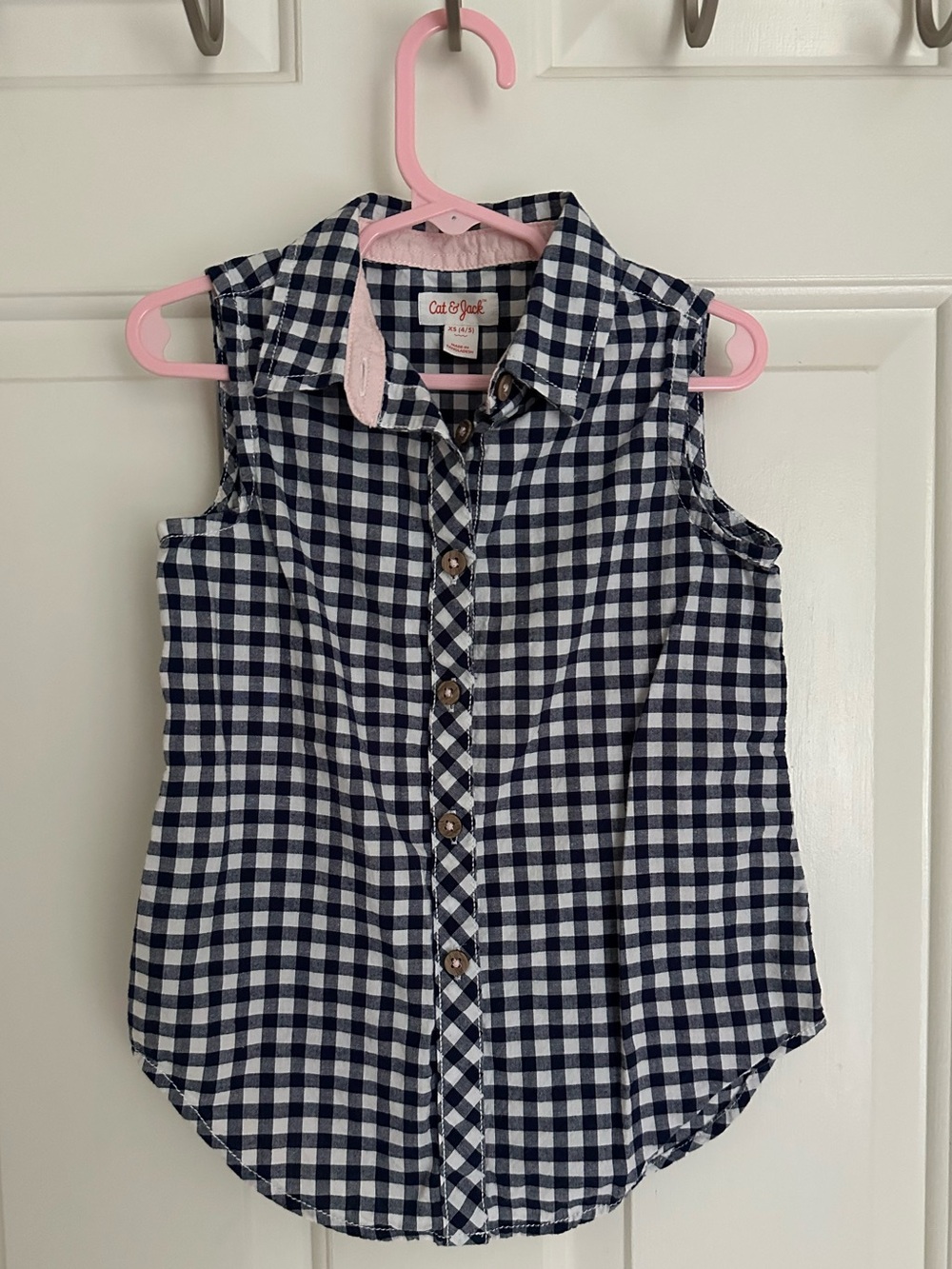 Cat & Jack Gingham Sleeveless Button-Up Shirt, kids size XS